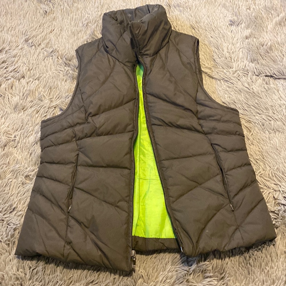 Kenneth Cole puffer vest